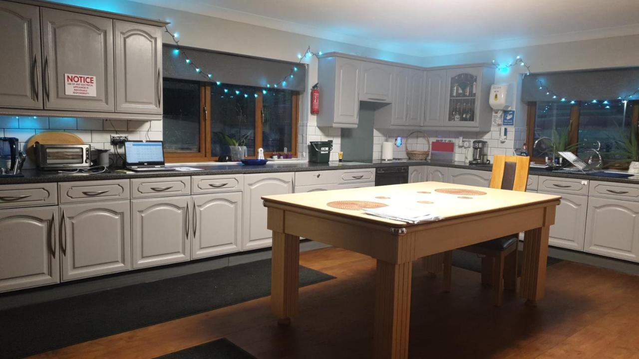 Castle Lodge - Brecon Beacons Accommodation Sennybridge Luaran gambar