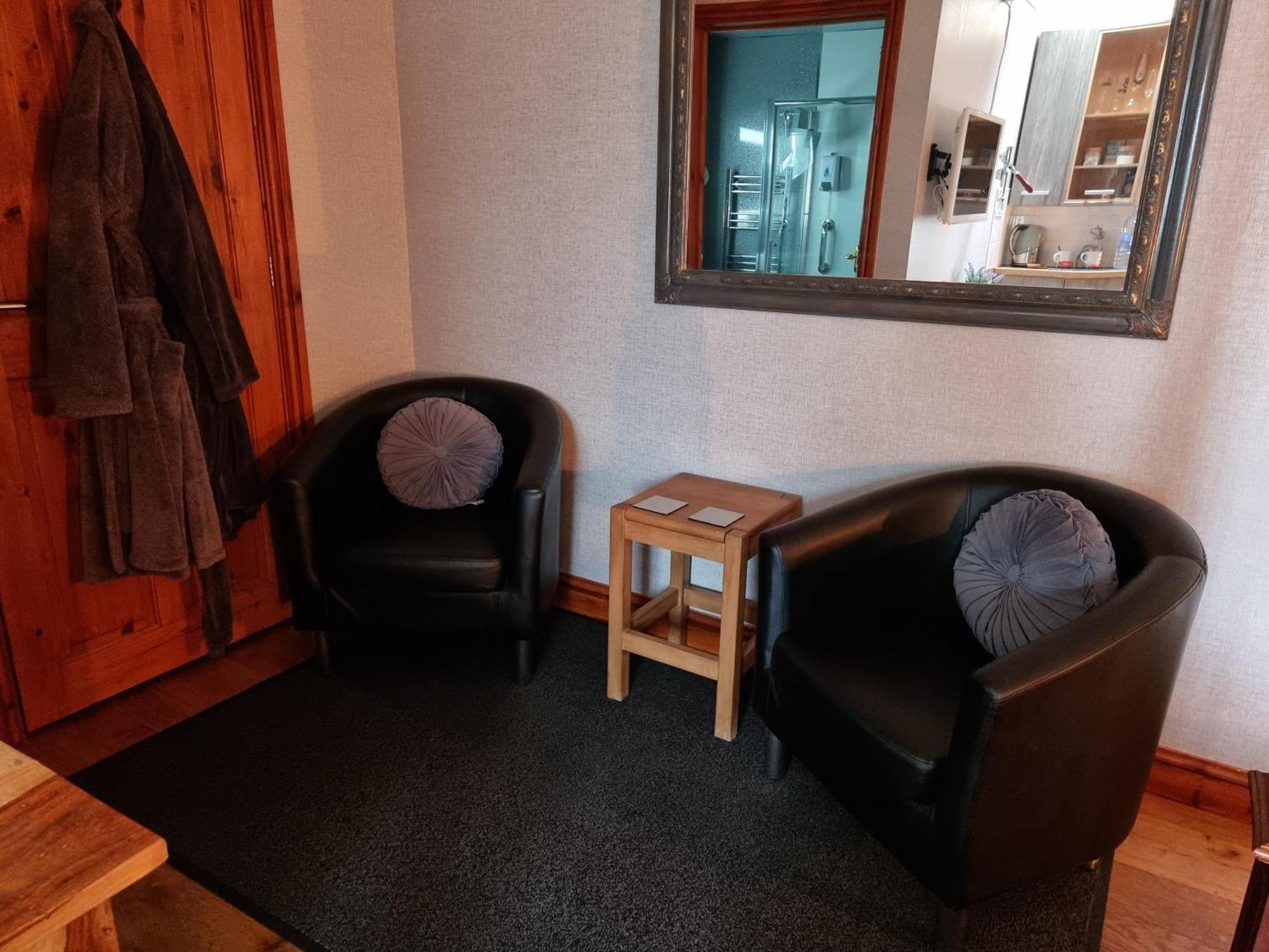Castle Lodge - Brecon Beacons Accommodation Sennybridge Luaran gambar